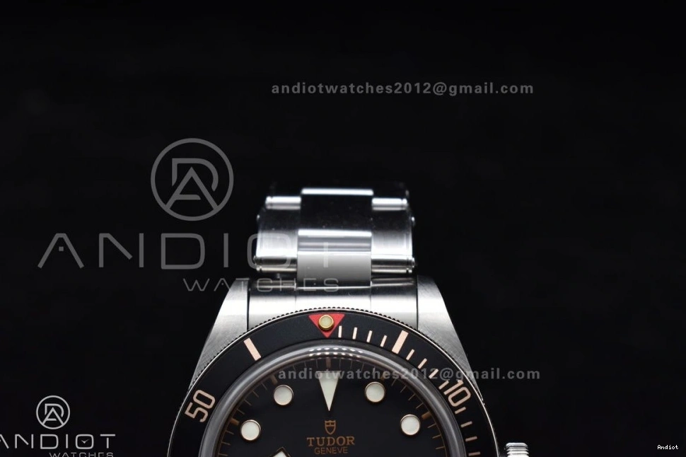 On Bracelet Bay 39MM Heritage Best ZF Black 1:1 Edition V5 A2824 Bezel SS Black 1106